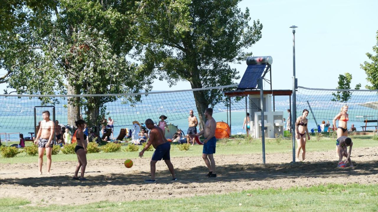 Familia Camping Balaton Hotell Balatonoszod Eksteriør bilde