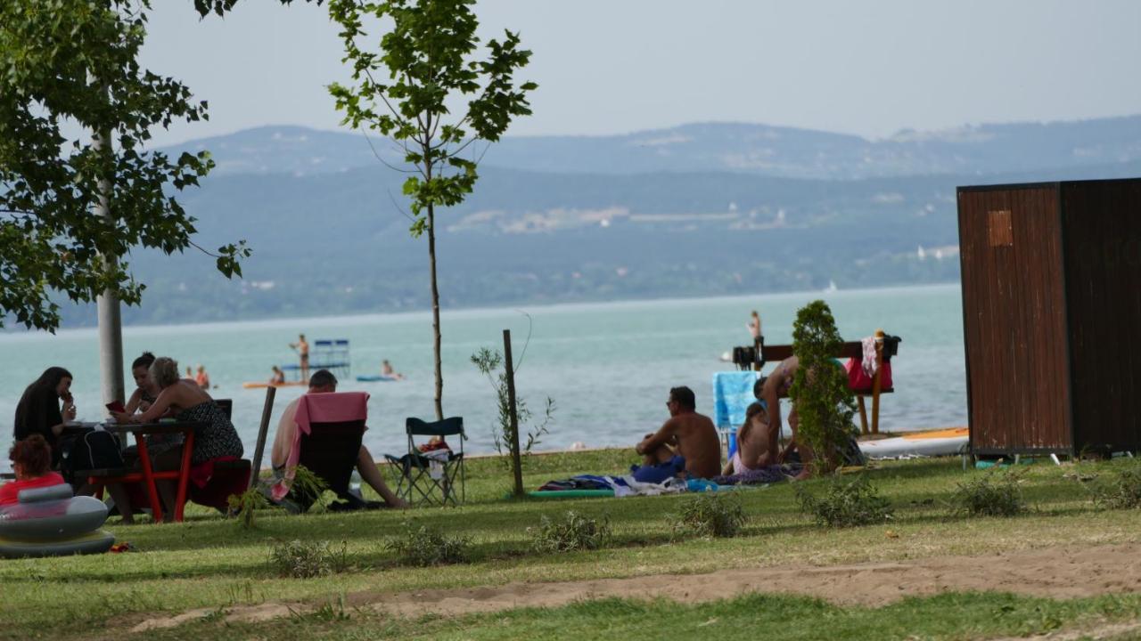 Familia Camping Balaton Hotell Balatonoszod Eksteriør bilde