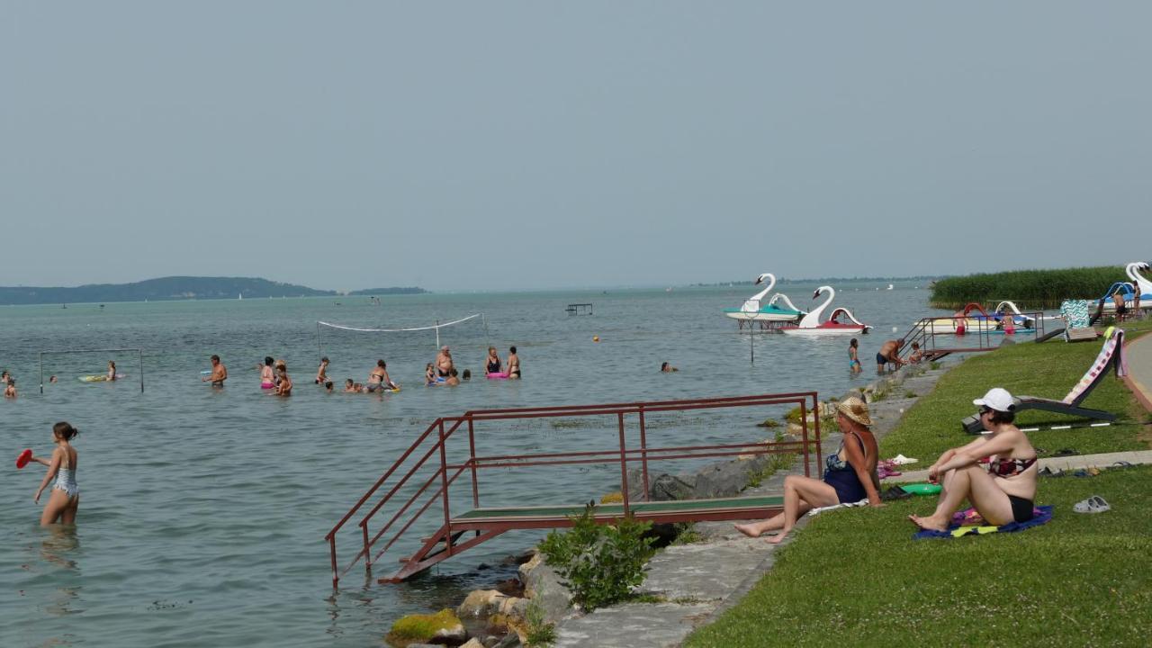 Familia Camping Balaton Hotell Balatonoszod Eksteriør bilde