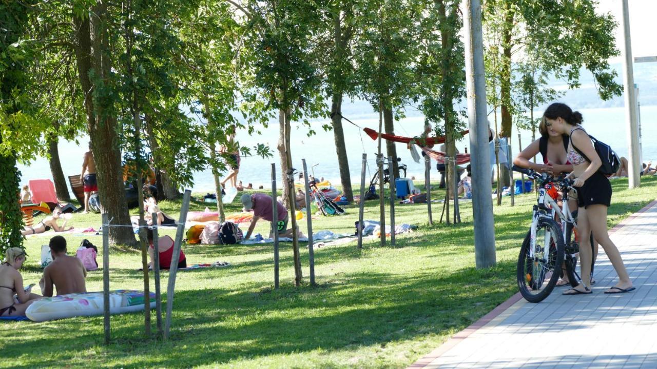 Familia Camping Balaton Hotell Balatonoszod Eksteriør bilde